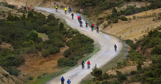 Frig Vadisi’nde bisikletle tarihi geçmişe sihirli yolculuk