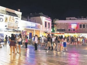 Turist 2017'deTürkiye’de 22,5 milyon dolar harcadı