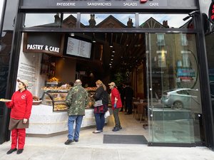 Simit Sarayı, Londra Harringey’de