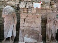 Side'de de Roma heykelleri restore ediliyor