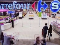 Carrefour, rakibini satın alabilir