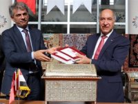 Türkiye Irak’a tarihi miraslarını teslim etti