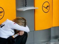 Alman pilotlardan kaçak göçmen resti