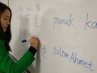 Türk rehberlerin Çince telaşı