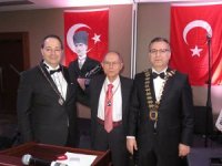 Marmara Skal’da başkanlık zinciri törenle Melih Buluç'a verildi