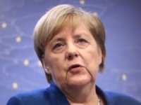 Angela Merkel korona virüsünden korunmak için karantinada