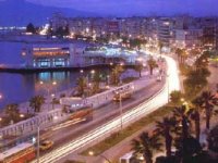 İzmir'de turist yüzde 9,91 arttı