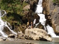 Şelalenin suyu azalınca görüntüsü kayboldu