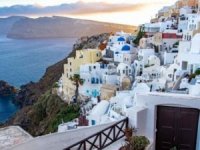 İngiltere'nin karantina listesine yedi Yunan adası eklendi