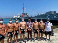 Eski Bakan Kürşad Tüzmen Rusya'dan Türkiye'ye yüzecek