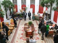 Karaköy Güllüoğlu ve Melez Tea İş Birliği