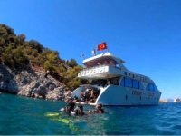 Fethiye'de batan tekneye film gibi operasyon