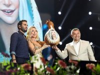 Nuh'un Gemisi kente indi