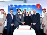 Emirates Boeing 777’nin ilk uçuşu ile Tel Aviv’e indi