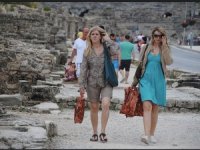 Antalya'ya tatile gelen turist sayısında birinciliği Almanlar geri aldı