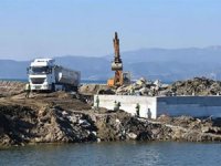 Efes Antik Kanal Projesi'nde 1394 fore kazıktan 870'i çakıldı