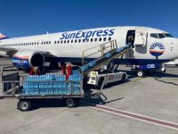 SunExpress, deprem bölgesinden 4000 kişiyi tahliye etti