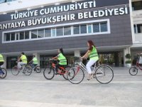 Antalyalılar karbon salımına karşı pedal çeviriyor