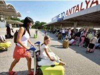Antalya'ya 2023 yılının ilk 3 ayında 797 bin 920 turist geldi