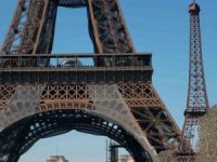 Paris’te Eyfel Kulesi sayısı ikiye çıktı