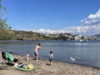 Muğla sahillerinde bayram tatili yoğunluğu yaşanıyor