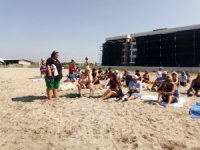 Havlu Hareketi’ Altınova’ya da sıçradı