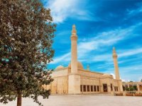 Azerbaycan’ın tarihi camileri turistlerin ilgi odağı