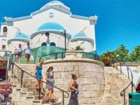 Vize muafiyeti olan 10 Yunan adasında tatil 7-8 bin liradan başlıyor