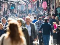 Kadınlar erkeklerden daha uzun yaşıyor