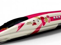 Hello Kity treni bu yaz Japonya'da hizmete giriyor