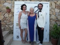 Dünyanın ilk “İki Kişilik Teras Restoranı” “İki Kişilik Ayvalık”