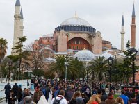 Turizmde yeni dönem: Kaçak acenteler kapanacak