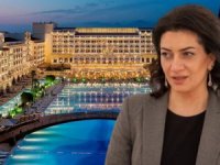 First Lady'nin Antalya tatili ülkeyi karıştırdı
