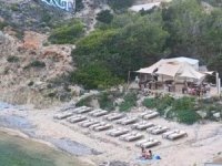 Ibiza’nın sahilin de fazla şezlong şikâyeti