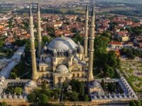 Prof. Dr. İlber Ortaylı'dan Selimiye Camii tepkisi