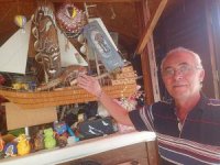 El emeği ürünleri turistlere satıyor