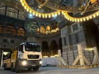 Ayasofya'ya iş makinesi 'zorunluluk'tan girmiş