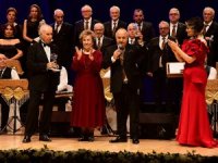 Çocukların eğitimi için şarkı söylediler