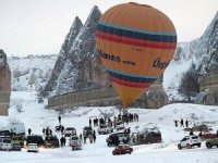 Kapadokya kar sonrası beyaz örtüyle kaplandı