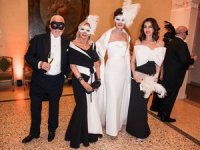 Venedik’te 60. Yaş kutlamasına 60 konuk katıldı