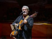 Burhan Şeşen: Müzik hikâyesini kaybediyor