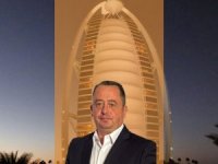 Burj Al Arab kapılarını kapatıyor.