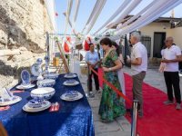 “Sultanların Sofrası” çinileri Side Müzesi’nde sergilendi
