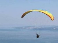 Uçmakdere, 20 bin yamaç paraşütü tutkununu ağırladı