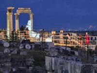 Pamukkale’de turizm gün doğumundan geceye uzanıyor