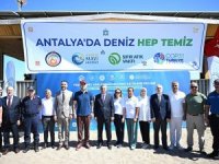 Kemer'de denizde çöp toplarlar devreye girdi