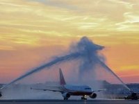 3. Havalimanında uçaklardan önce bilet fiyatları uçtu