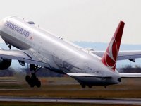 THY'nin B777-300ER uçağı geldi