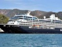 Gemiyle geldiler, ilçe hareketlendi