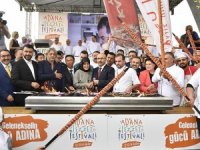 2. Adana Lezzet Festivali  yürüyüş ile başladı